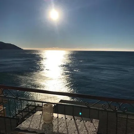 Casa Magonza مونتيروسّو ال ماري